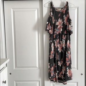 Floral Cold Shoulder Dress 2XL from Chic Soul